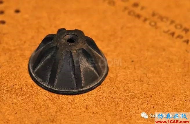 SolidWorks Simulation:黑膠唱片機蓋支撐墊的模態分析solidworks simulation分析圖片2